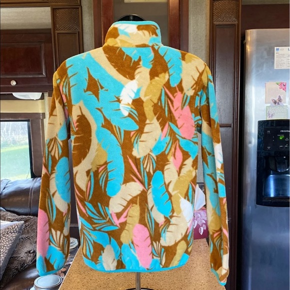 Women’s Patagonia Synchilla Snap-T Pullover - Picture 7 of 10